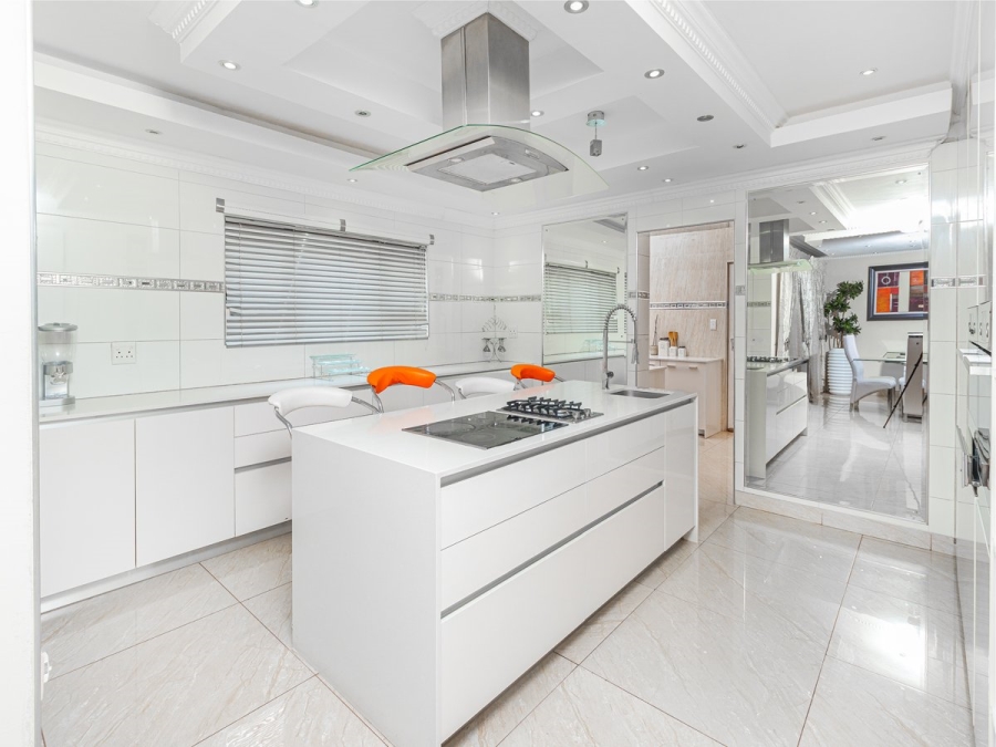 4 Bedroom Property for Sale in Xanadu North West